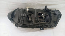 Laden Sie das Bild in den Galerie-Viewer, Frontscheinwerfer Mercedes-Benz W177 A1779064703 Links Scheinwerfer Headlight SCH1679620970oh