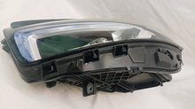 Laden Sie das Bild in den Galerie-Viewer, Frontscheinwerfer Mercedes-Benz W177 A1779064703 Links Scheinwerfer Headlight SCH1679620970oh
