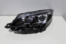 Load image into Gallery viewer, Frontscheinwerfer Peugeot 2008 I 9825313980 Links Scheinwerfer Headlight SCH1680902055ws