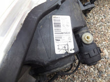 Laden Sie das Bild in den Galerie-Viewer, Frontscheinwerfer Renault Espace IV 8200394706 8200394707 Xenon Ein Satz SCH1684593886np