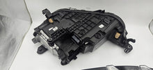 Laden Sie das Bild in den Galerie-Viewer, Frontscheinwerfer VW T Roc T-Roc 2GA941035CC 2GA941036CC LED Rechts oder Links SCH1684674371ie