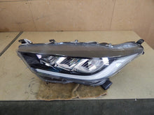 Laden Sie das Bild in den Galerie-Viewer, Frontscheinwerfer Toyota Yaris K0-8EU Full LED Links Scheinwerfer Headlight SCH1691443603rg