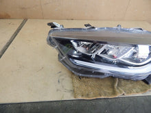 Laden Sie das Bild in den Galerie-Viewer, Frontscheinwerfer Toyota Yaris K0-8EU Full LED Links Scheinwerfer Headlight SCH1691443603rg