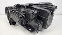 Laden Sie das Bild in den Galerie-Viewer, Frontscheinwerfer Audi Q2 81A941036D LED Rechts Scheinwerfer Headlight SCH1696178534np