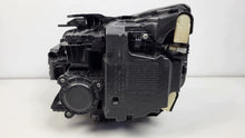 Laden Sie das Bild in den Galerie-Viewer, Frontscheinwerfer Audi Q2 81A941036D LED Rechts Scheinwerfer Headlight SCH1696178534np