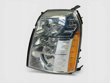 Load image into Gallery viewer, Frontscheinwerfer Cadillac Escalade 11GM426A Links Scheinwerfer Headlight SCH1696461845oa