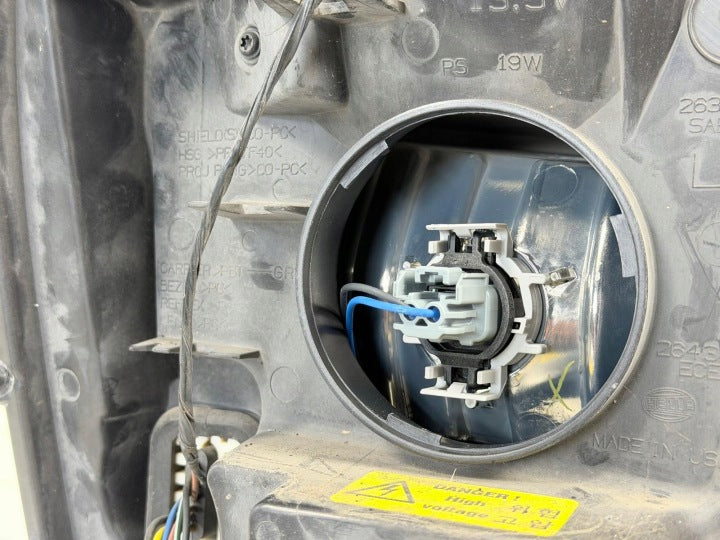 Frontscheinwerfer Cadillac Escalade 11GM426A Links Scheinwerfer Headlight SCH1696461845oa