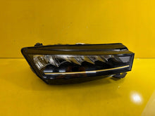 Load image into Gallery viewer, Frontscheinwerfer Skoda Octavia IV 5E4941016 LED Rechts Scheinwerfer Headlight SCH1697568431rn