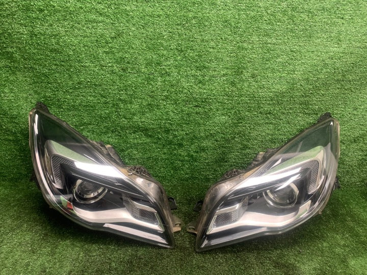 Frontscheinwerfer Opel Insignia A 13409909RH Ein Stück (Rechts oder Links) SCH1697758450df