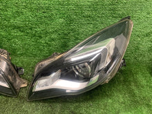 Laden Sie das Bild in den Galerie-Viewer, Frontscheinwerfer Opel Insignia A 13409909RH Ein Stück (Rechts oder Links) SCH1697758450df