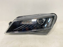 Laden Sie das Bild in den Galerie-Viewer, Frontscheinwerfer Skoda Superb III 3V1941015A Xenon Links Scheinwerfer Headlight SCH1714193578be