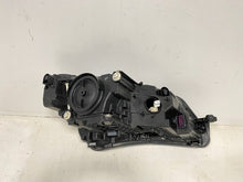 Laden Sie das Bild in den Galerie-Viewer, Frontscheinwerfer Skoda Superb III 3V1941015A Xenon Links Scheinwerfer Headlight SCH1714193578be