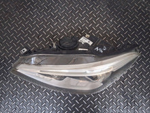 Laden Sie das Bild in den Galerie-Viewer, Frontscheinwerfer BMW 7229687 Links Scheinwerfer Headlight SCH1714688113az
