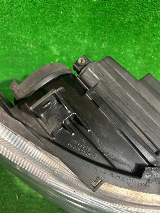 Frontscheinwerfer Mercedes-Benz Sprinter A9109060100 Rechts Headlight SCH1721765658ei