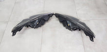 Laden Sie das Bild in den Galerie-Viewer, Frontscheinwerfer Mazda II DG8051040 DG8051030 Ein Satz Scheinwerfer Headlight SCH1726977083kq