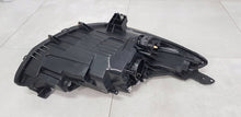 Laden Sie das Bild in den Galerie-Viewer, Frontscheinwerfer Mazda II DG8051040 DG8051030 Ein Satz Scheinwerfer Headlight SCH1726977083kq