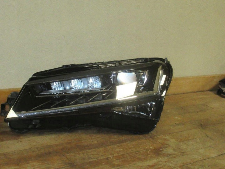Frontscheinwerfer Skoda Superb III 3V1941015D LED Links Scheinwerfer Headlight SCH1727098872bg