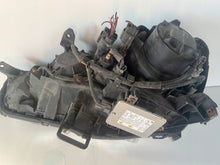 Laden Sie das Bild in den Galerie-Viewer, Frontscheinwerfer Mitsubishi Outlander I 2845678 Rechts Scheinwerfer Headlight SCH1728576601qa