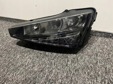 Laden Sie das Bild in den Galerie-Viewer, Frontscheinwerfer Skoda Scala 657941015 Links Scheinwerfer Headlight SCH1729815439lc