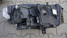 Laden Sie das Bild in den Galerie-Viewer, Frontscheinwerfer Mercedes-Benz Gla A2479064105 LED Rechts oder Links SCH1729835332nb