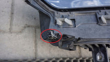 Laden Sie das Bild in den Galerie-Viewer, Frontscheinwerfer Mercedes-Benz Gla A2479064105 LED Rechts oder Links SCH1729835332nb