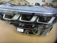 Load image into Gallery viewer, Frontscheinwerfer Ford PR3B13006CJ Links Scheinwerfer Headlight SCH1731044372rl