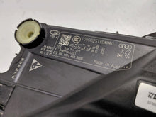 Laden Sie das Bild in den Galerie-Viewer, Frontscheinwerfer Audi Q3 83A941012 Rechts Scheinwerfer Headlight SCH1731203850fz