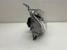 Laden Sie das Bild in den Galerie-Viewer, Frontscheinwerfer Isuzu Dmax D-Max I P8261 Rechts Scheinwerfer Headlight SCH1734976587dk