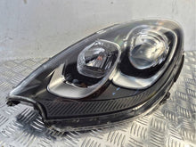 Laden Sie das Bild in den Galerie-Viewer, Frontscheinwerfer Porsche Macan 95b 95B941031DG Links Scheinwerfer Headlight SCH1752089272gl