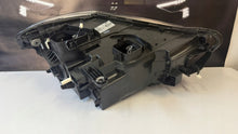 Laden Sie das Bild in den Galerie-Viewer, Frontscheinwerfer BMW X1 F48 7495003-01 LED Links Scheinwerfer Headlight SCH1752128824vm