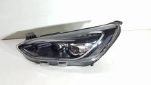 Laden Sie das Bild in den Galerie-Viewer, Frontscheinwerfer Ford Focus JX7813E017AH Links Scheinwerfer Headlight SCH1759240913fh