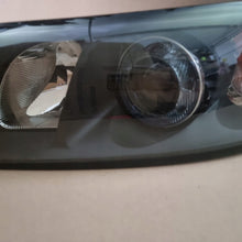 Load image into Gallery viewer, Frontscheinwerfer Volvo S40 II 30678518 Xenon Links Scheinwerfer Headlight SCH1769293100dh