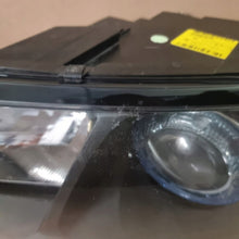 Load image into Gallery viewer, Frontscheinwerfer Volvo S40 II 30678518 Xenon Links Scheinwerfer Headlight SCH1769293100dh