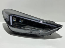Laden Sie das Bild in den Galerie-Viewer, Frontscheinwerfer Hyundai Tucson 92102D7700 Full LED Rechts Headlight SCH1771096928op