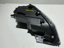Laden Sie das Bild in den Galerie-Viewer, Frontscheinwerfer Hyundai Tucson 92102D7700 Full LED Rechts Headlight SCH1771096928op