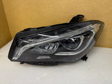 Laden Sie das Bild in den Galerie-Viewer, Frontscheinwerfer Mercedes-Benz Cla 1178206761 LED Links Scheinwerfer Headlight SCH1773900833xo