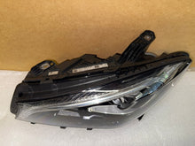 Laden Sie das Bild in den Galerie-Viewer, Frontscheinwerfer Mercedes-Benz Cla 1178206761 LED Links Scheinwerfer Headlight SCH1773900833xo