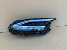 Laden Sie das Bild in den Galerie-Viewer, Frontscheinwerfer Nissan III J12 100-8D02 LED Links Scheinwerfer Headlight SCH1778657949ph