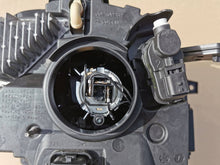 Load image into Gallery viewer, Frontscheinwerfer Renault Twingo III 260602593R Links Scheinwerfer Headlight SCH1779898657ja