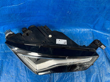 Laden Sie das Bild in den Galerie-Viewer, Frontscheinwerfer Seat Ateca 576941032B Rechts Scheinwerfer Headlight SCH1780163203ql