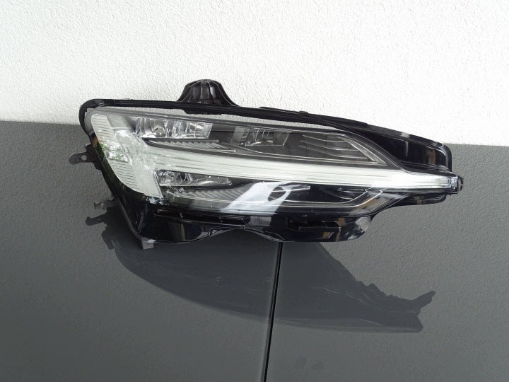 Frontscheinwerfer Volvo V60 I S60 III 32314191 22025902 Rechts Headlight SCH1781610407uv