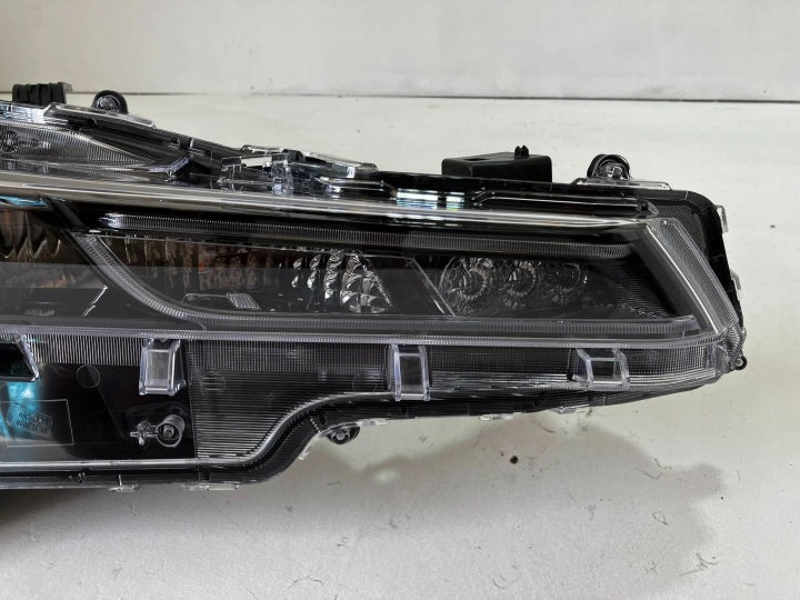 Frontscheinwerfer Toyota Corolla Hatchback OYT26645 Rechts Headlight SCH1782374281zn