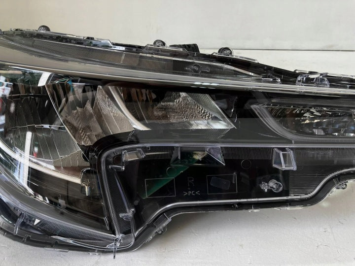 Frontscheinwerfer Toyota Corolla Hatchback OYT26645 Rechts Headlight SCH1782374281zn