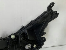 Laden Sie das Bild in den Galerie-Viewer, Frontscheinwerfer Toyota Corolla Hatchback OYT26645 Rechts Headlight SCH1782374281zn