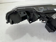 Laden Sie das Bild in den Galerie-Viewer, Frontscheinwerfer Toyota Corolla Hatchback OYT26645 Rechts Headlight SCH1782374281zn
