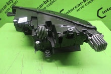 Laden Sie das Bild in den Galerie-Viewer, Frontscheinwerfer Skoda Octavia IV 5E4941016A LED Rechts Scheinwerfer Headlight SCH1783042031id