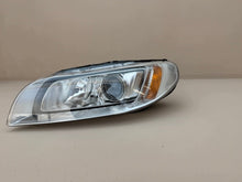 Laden Sie das Bild in den Galerie-Viewer, Frontscheinwerfer Volvo Xc70 31420013 Links Scheinwerfer Headlight SCH1786916920lv