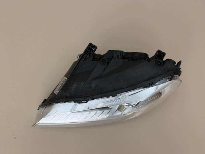 Frontscheinwerfer Volvo Xc70 31420013 Links Scheinwerfer Headlight SCH1786916920lv