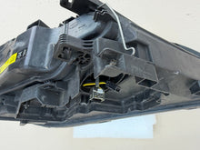 Laden Sie das Bild in den Galerie-Viewer, Frontscheinwerfer Volvo Xc70 31420013 Links Scheinwerfer Headlight SCH1786916920lv