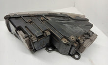 Laden Sie das Bild in den Galerie-Viewer, Frontscheinwerfer Audi A8 5DF00870410 Rechts Scheinwerfer Headlight SCH1790672003vn